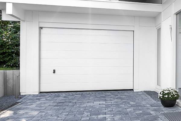 garage blanc
